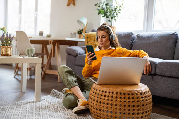 The Growth of Competitive Leagues in Online Games