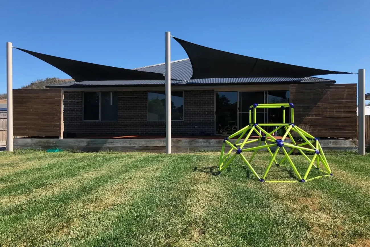 Industrial Applications of Heavy-Duty Covers and Tarpaulins