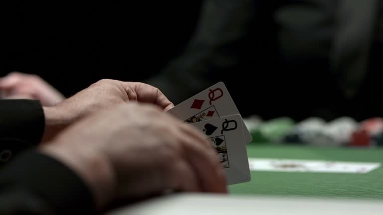 Smart Strategies for Playing poker texas holdem online gratis Successfully
