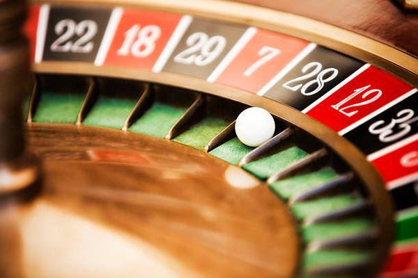 Understanding Live Casino Technology Through casino truc tuyen Websites