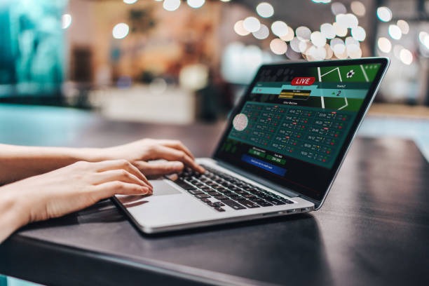 How Players Browse Platform Features on Online Casino Singapore